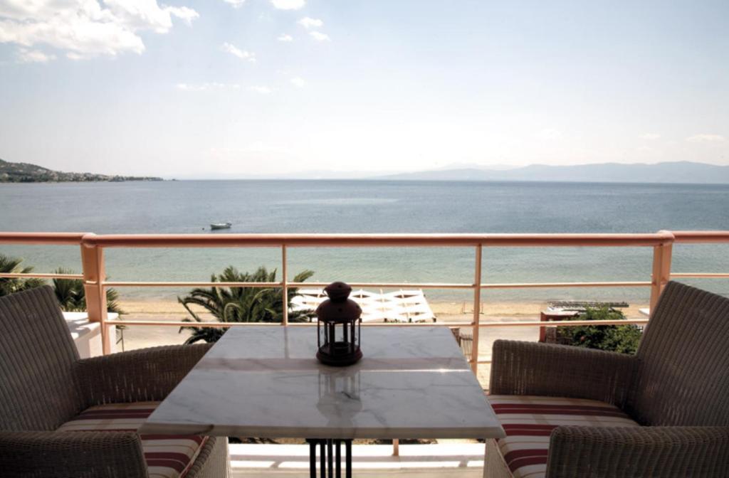 Over Sea Rooms & Villas Loutra Edipsou  Room photo