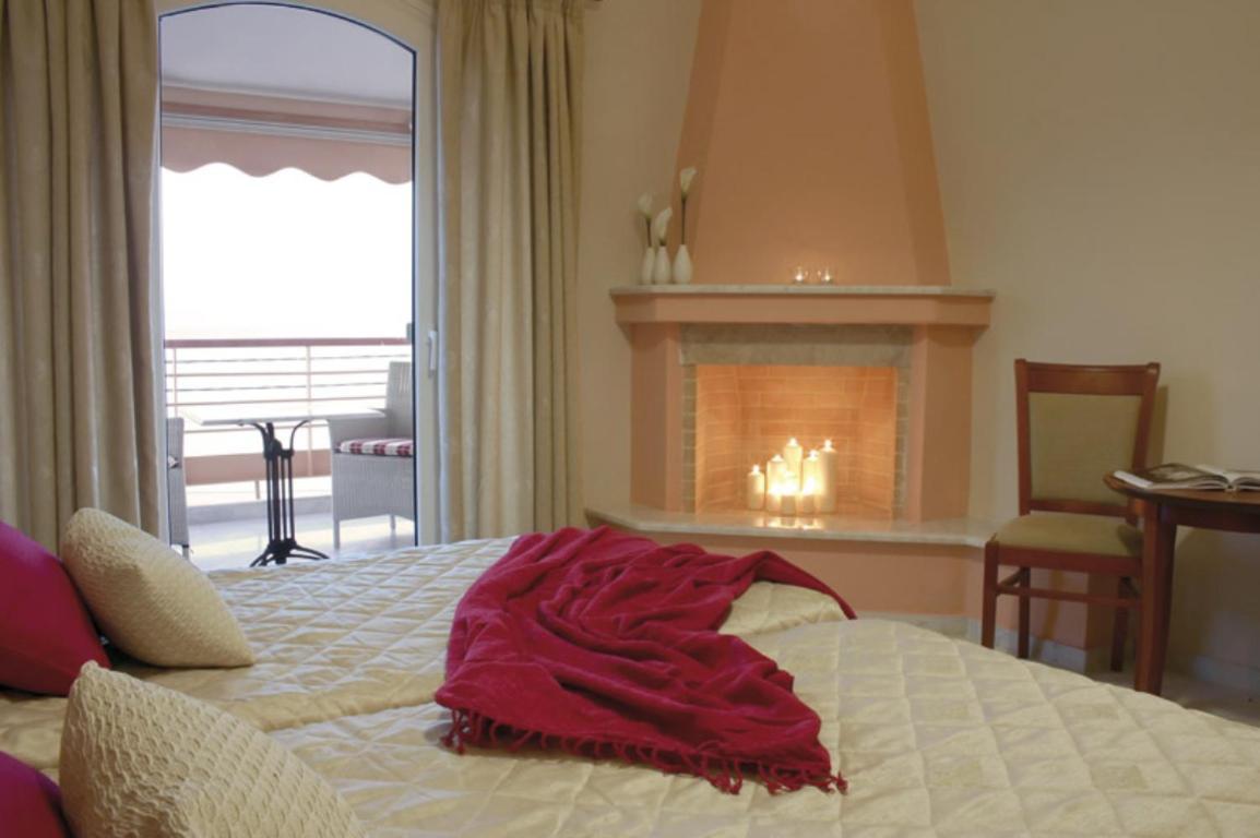 Over Sea Rooms & Villas Loutra Edipsou  Exterior photo