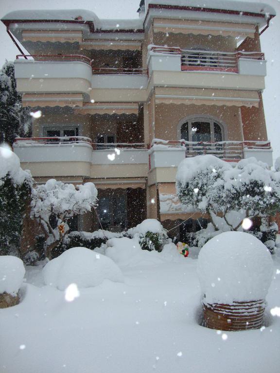 Over Sea Rooms & Villas Loutra Edipsou  Exterior photo
